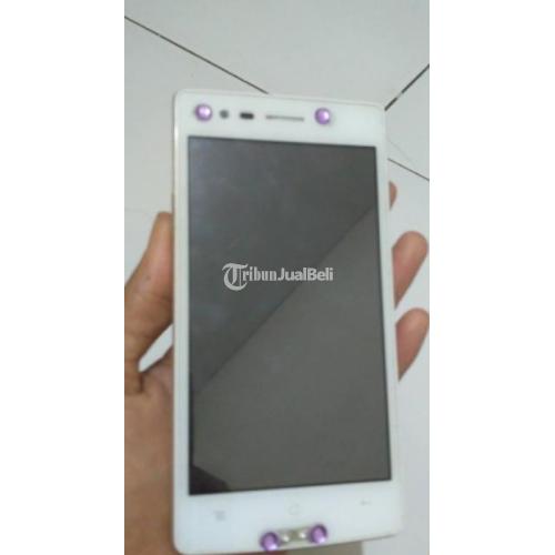 Handphone Oppo Neo 5 Second Lengkap Charger dan Headset 