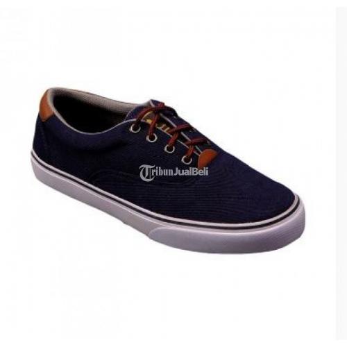 sepatu kets footstep navy size 40 44 harga murah 200 sepatu kets footstep navy size 40 44 harga murah 200
