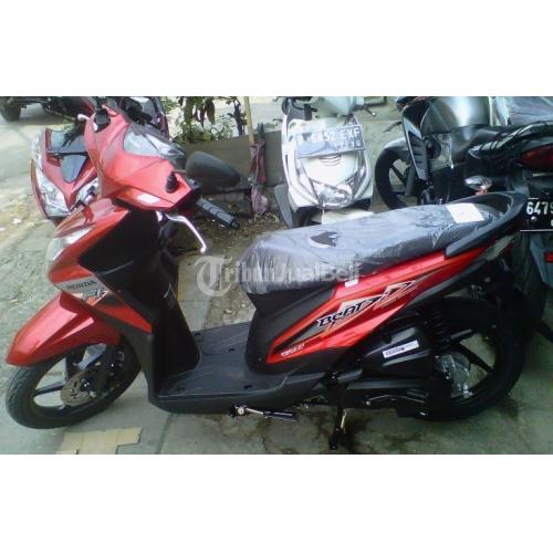 Honda Beat FI CW 2014 Baru Cash KREDIT - Dijual 