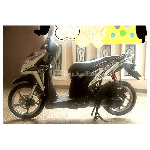 Jual HONDA VARIO 125 PGM FI TAHUN 2012 WARNA PUTIH di Jakarta