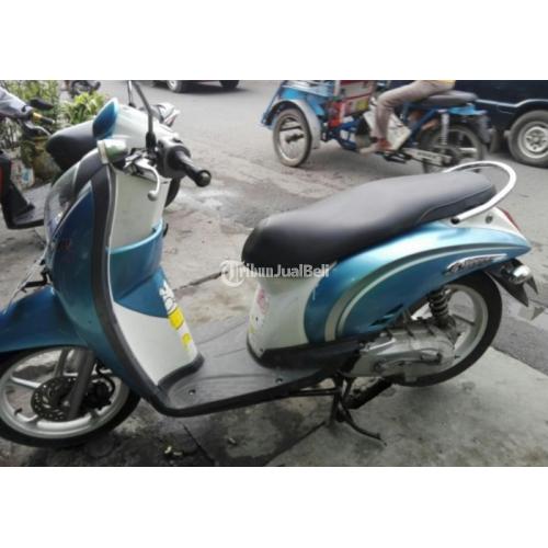 Motor Matic Honda Scoopy Second Tahun 2021 Warna Biru di 