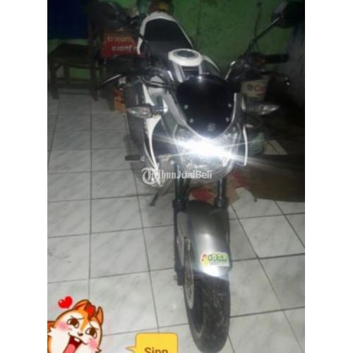 Motor Yamaha Vixion Bekas Tahun 2014 Warna Putih Mulus di 