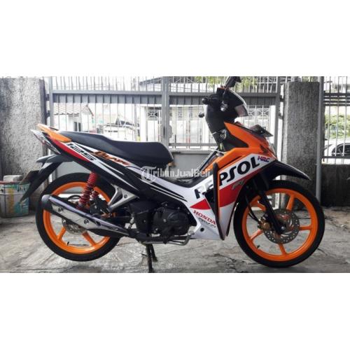  Honda  Blade  Repsol 125 R Inject Tahun 2022 Mulus Orange 