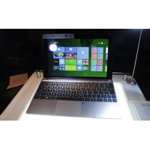  Laptop  Acer Warna  Hijau 