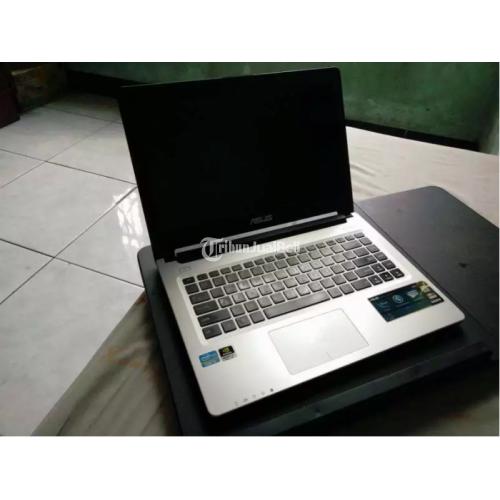 Laptop Asus Warna Hitam