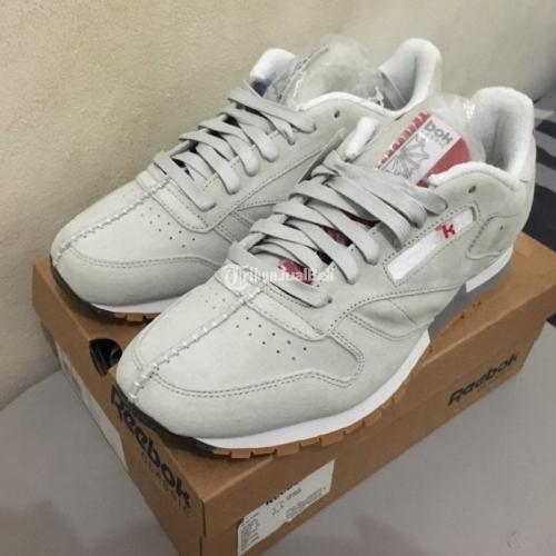 Sepatu Reebok Classic Leather x Kendrick Lamar Warna Putih ...