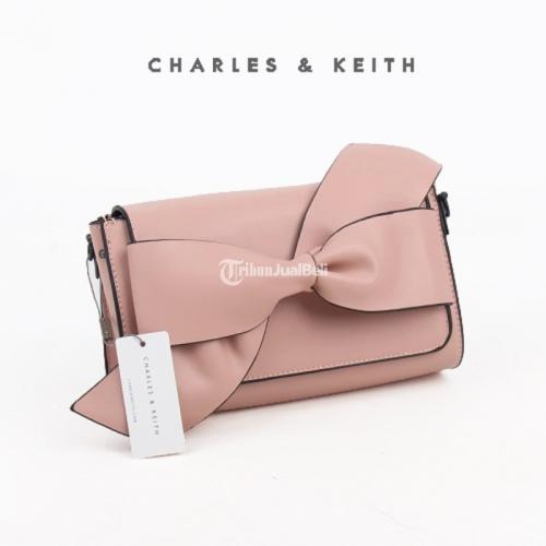 harga sling bag charles and keith