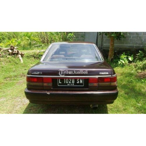 Mobil Mazda 626 Capella Tua Bekas Tahun 1988 Warna Maroon  