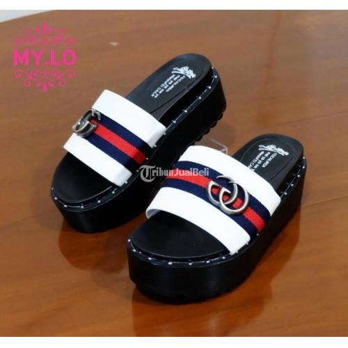 sandal wedges gucci