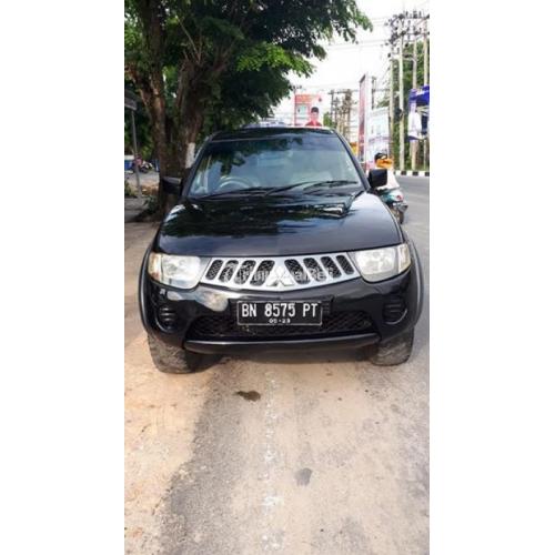  Kredit  Mobil  Bekas  Mitsubishi Triton GLX Murah  Tahun 2008 