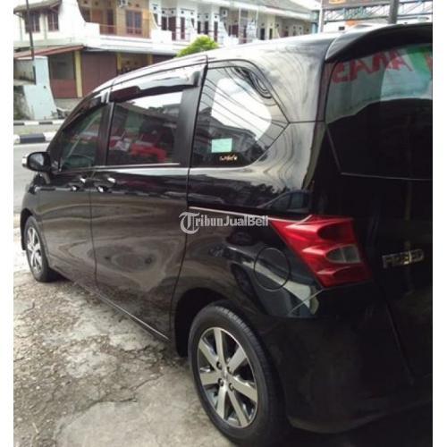  Mobil  Keluarga Kondisi Bekas  Honda  Freed  PSD 2011 Siap 