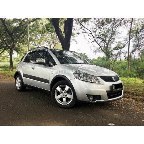 Suzuki SX4 X Over Manual 2010 Dilengkapi ABS dan EBD di 