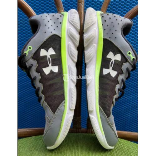 sepatu running under armour original