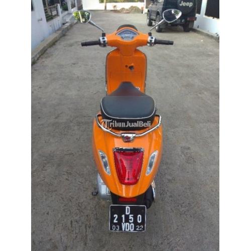 Piaggio Tahun  2019 Warna  Kuning  KM Rendah Ban Baru Bodi 