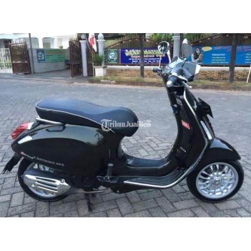 Piaggio Vespa Sprint iget 150 3vie tahun 2021 Warna Green  