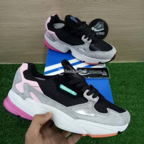 adidas falcon harga