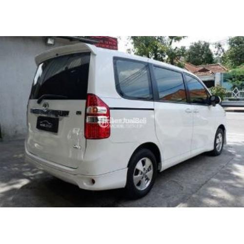  Mobil MPV Bekas Toyota Nav 1 V AT 2.0 2013 Service Record 