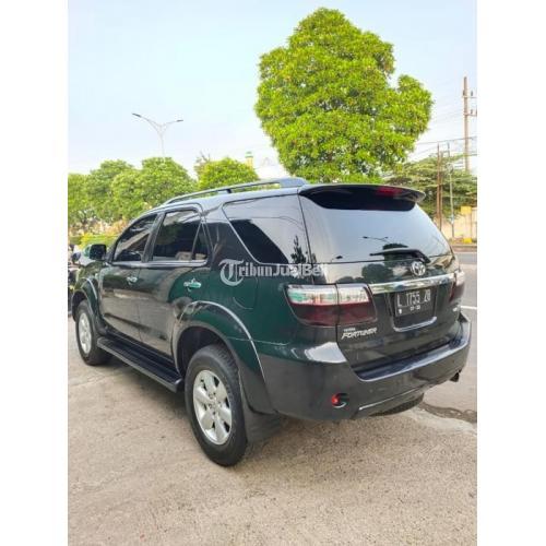 Mobil Toyota Fortuner  2 7 G Lux 2009 Matik Orisinil 