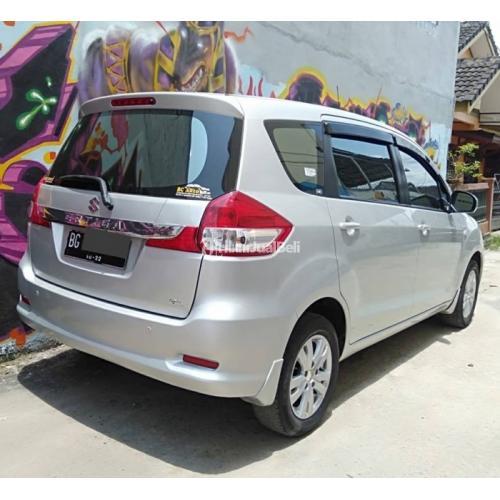 Suzuki Ertiga  type GL Tahun 2021 Warna Silver Bagus Mobil 