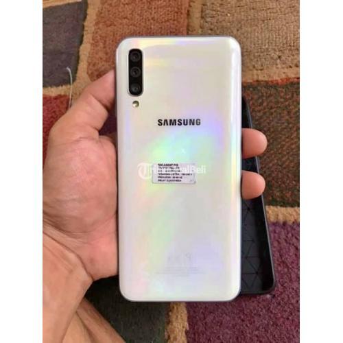 samsung a 50 white