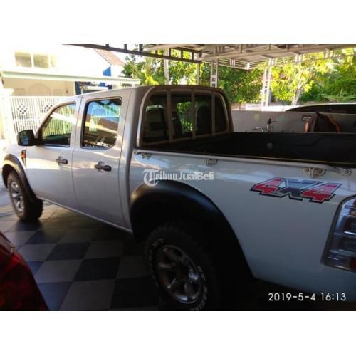 Mobil Ford Ranger Double Cabin bekas Tahun 2011 4x4 Turbo Diesel Normal