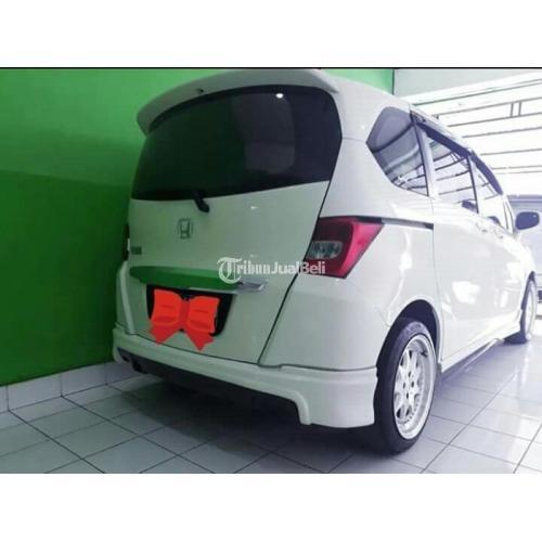  Mobil Honda Freed Bekas PSD Facelift 2012 Normal Full Body 