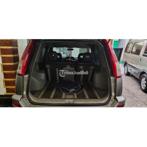  Mobil  SUV Murah Nissan Xtrail ST Bekas  Tahun 2004 Matic  