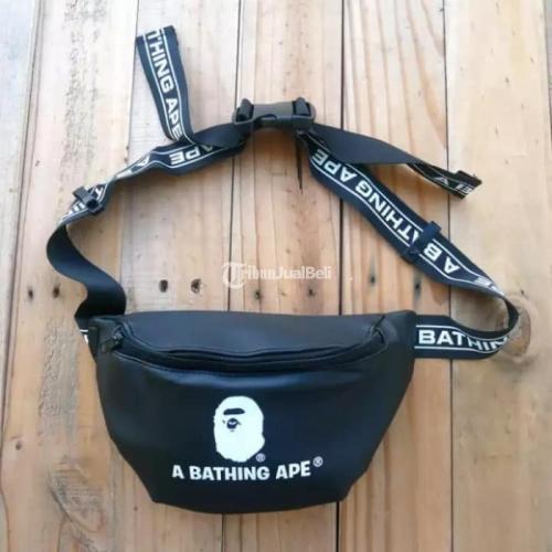 bape ss19 waist bag