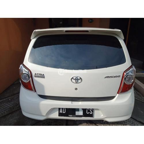 Mobil Toyota Agya Bekas Tahun 2014 Warna Putih Mulus Pajak Hidup Full