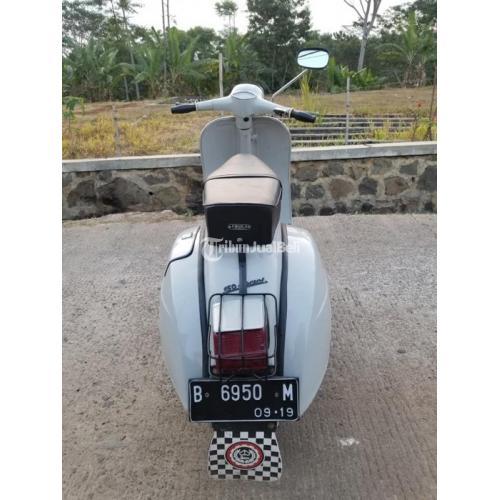 Warna Putih Vespa Sprint 1972 Baru Bekas Bagus Surat Lengkap Bodi Bagus