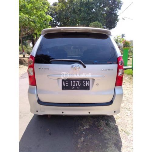  Mobil Daihatsu Xenia Xi Deluxe Bekas Tahun 2011 MPV Murah 