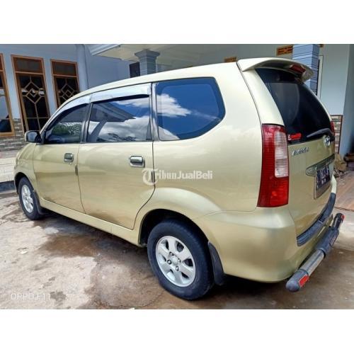 Mobil Toyota Avanza  G Bekas Tahun 2004 Mulus Normal Siap 