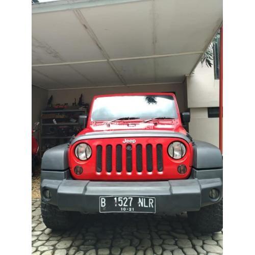  Mobil  Jeep  Wrangler Rubicon 2011 Matik Surat Lengkap Pajak  