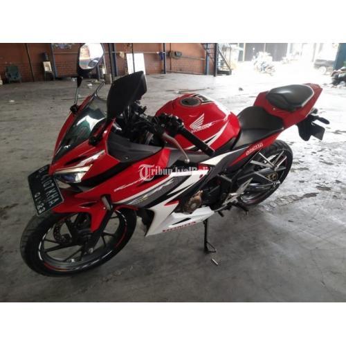  Motor  Honda CBR 150R Bekas  Harga  Rp 20 9 Juta Nego Tahun  