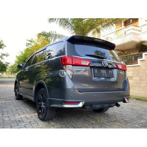  Mobil MPV Bekas Toyota Kijang Innova Reborn V 2015 Tangan1 