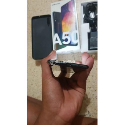  HP  Samsung  A50  Bekas Harga Rp 2 4 Juta Ram 4GB 64GB Murah 