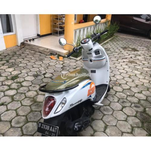 Honda Scoopy Warna Putih Tahun 2021 Surat Lengkap Harga 