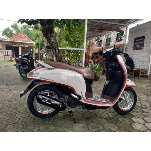 Honda Scoopy Putih Plat M 2019 Motor Bekas Surat Lengkap 