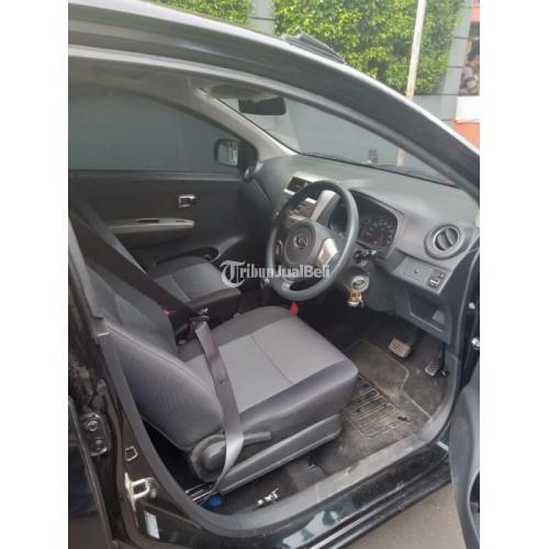  Mobil  Daihatsu Ayla X Bekas  Tahun 2014 Matic Murah Normal 