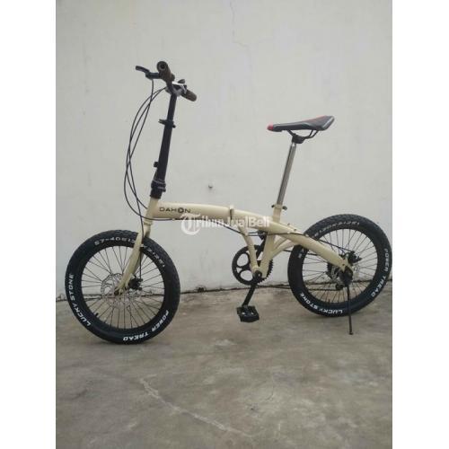 Sepeda Lipat Ukuran 20 Repaint Ivory Frame Besi 7 Speed di