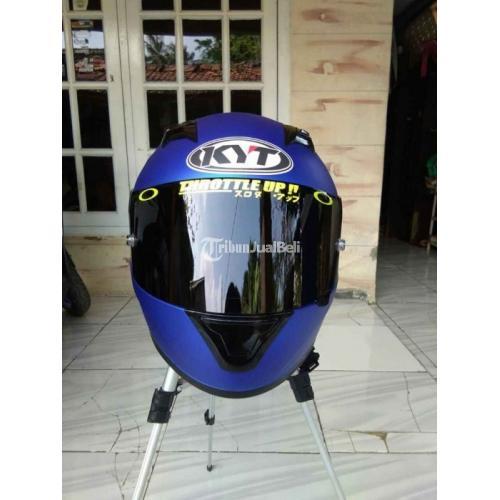  Helm  KYT R10 Bekas Warna Blue Doff Mulus Full Face Murah  