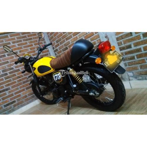 Motor Kawasaki W175 Cafe Bekas Tahun 2021 Warna  Kuning  