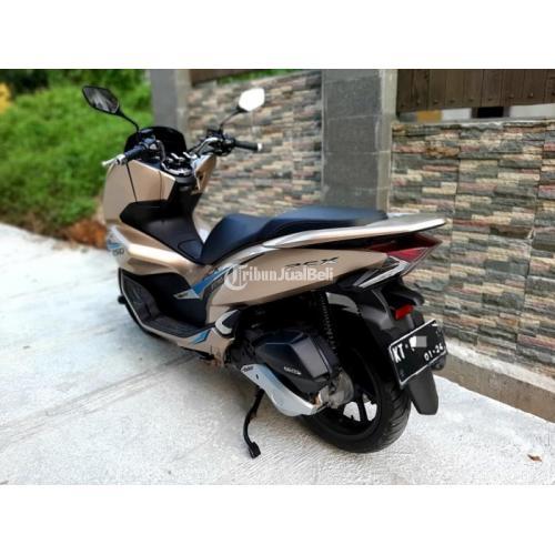 Motor Honda PCX Bekas Warna Gold 2019 Matic Murah Lengkap 