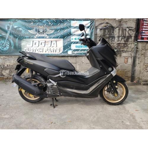 Yamaha Nmax 2018 Hitam Doff Motor Bekas Low KM Pajak Baru di Jogja