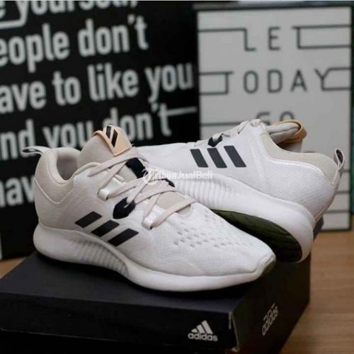  Sepatu Adidas Edge Bounce  Original Harga Rp 350K Kondisi 