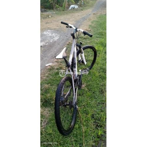 Sepeda MTB Polygon Premier 3 0 Bekas Bagus  Cat Ori No PR 