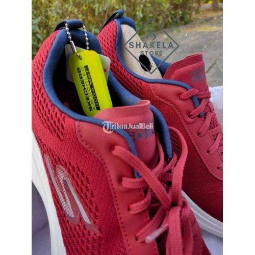 Sepatu Skechers Go Run Fast Quake Harga Rp 1,2 Juta