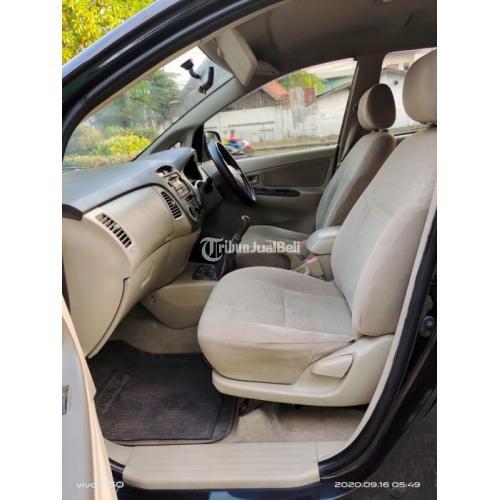  Mobil  Bekas  Toyota Innova  G 2 0 2011 Manual  Sehat Normal 