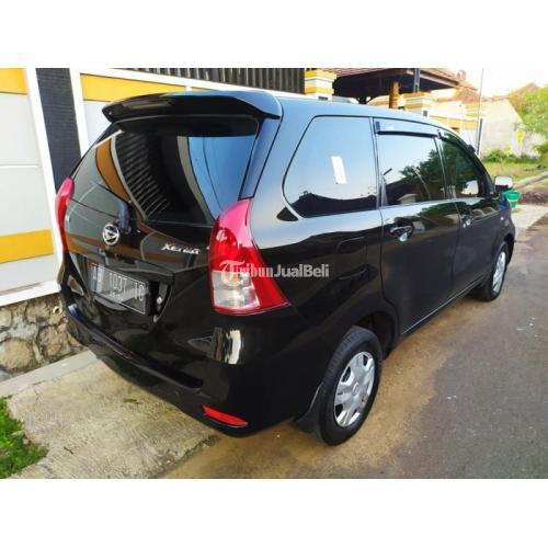 Mobil Bekas Daihatsu Xenia  1 3 2013 Manual Pajak Panjang 