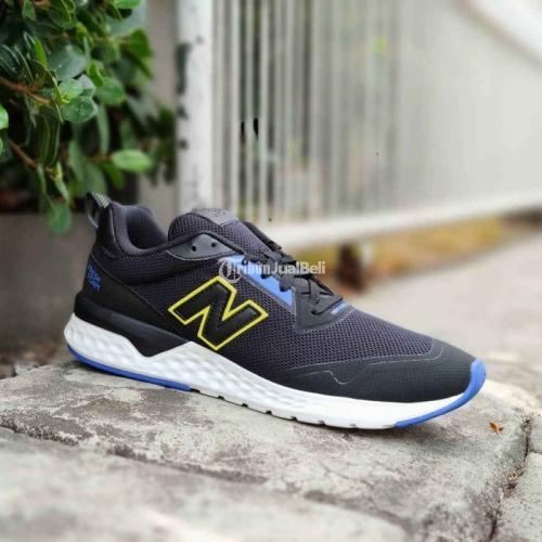  Sepatu New Balance Murah  Kondisi Baru Harga Rp 375K 